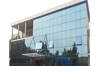 集裝箱做的辦公樓，辦公環(huán)境美美的！